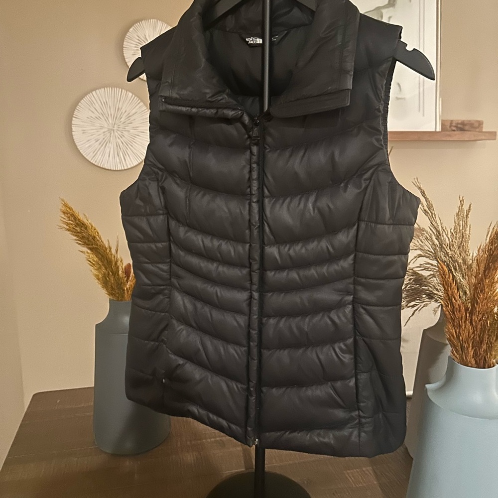 The North Face Women's Black Quilted Vest